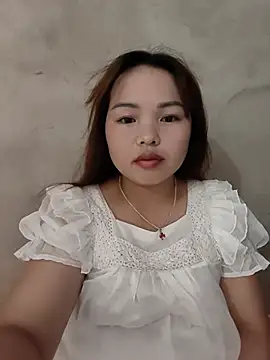 Snapshot of Mina_xYx chatting on 07/18/26, 03:11 Mina xYx online show from 07/18/26, 03:11