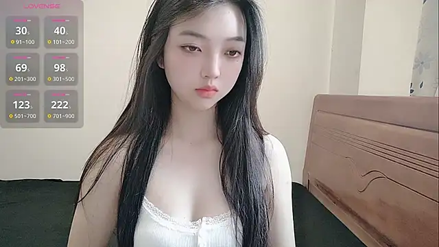 oblakitty  online show from 05/06/26, 12:30