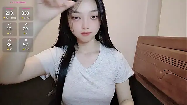 oblakitty  online show from 05/11/26, 01:28