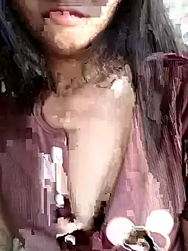 Snapshot of emmasexy2k chatting on 03/20/26, 08:41 emmasexy2k online show from 03/20/26, 08:41