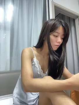 Snapshot of Puting_q chatting on 07/20/26, 09:45 Puting q online show from 07/20/26, 09:45
