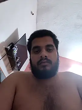 Snapshot of shubham19988 chatting on 04/06/26, 05:14 shubham19988 online show from 04/06/26, 05:14