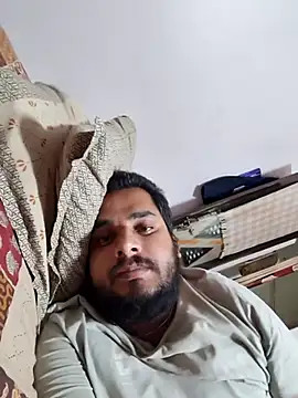 Snapshot of shubham19988 chatting on 04/07/26, 05:13 shubham19988 online show from 04/07/26, 05:13