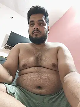 Snapshot of shubham19988 chatting on 05/17/26, 06:37 shubham19988 online show from 05/17/26, 06:37