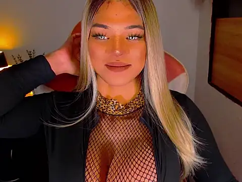 Zandralopez online show from 03/29/26, 03:17