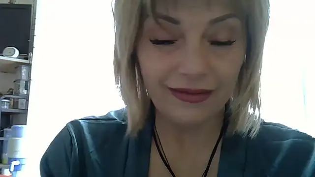 Lia Rayss online show from 05/01/26, 12:43