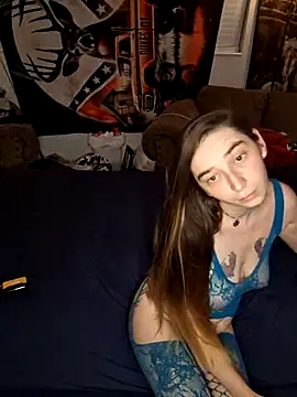 Snapshot of KittieeKat1 chatting on 04/12/26, 02:49 KittieeKat1 online show from 04/12/26, 02:49