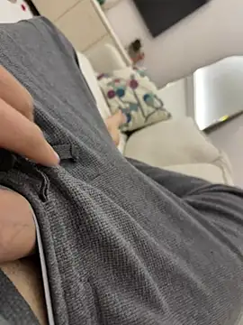 asdfgh09120 online show from 03/20/26, 09:52