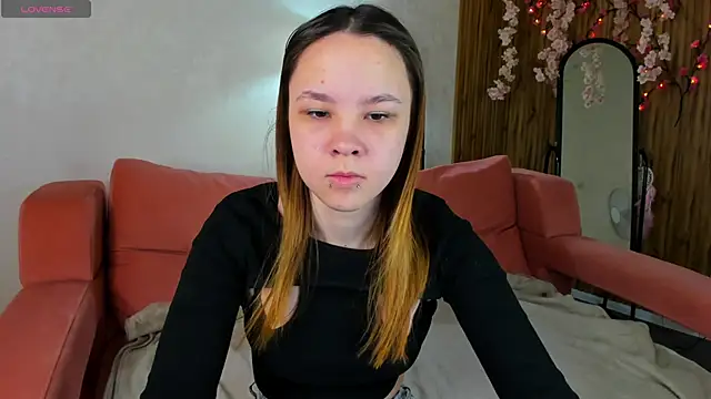 Lori Bllossom online show from 04/30/26, 01:12