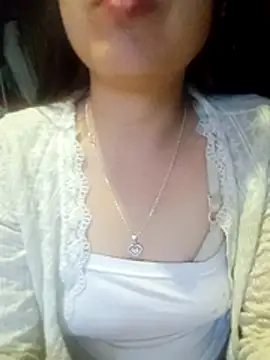 Snapshot of Abi-ni chatting on 05/09/26, 10:20 Abi-ni online show from 05/09/26, 10:20
