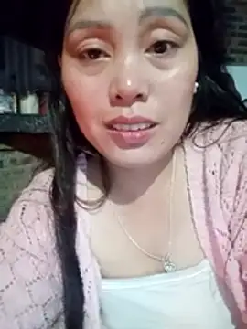 Snapshot of Abi-ni chatting on 05/16/26, 10:41 Abi-ni online show from 05/16/26, 10:41