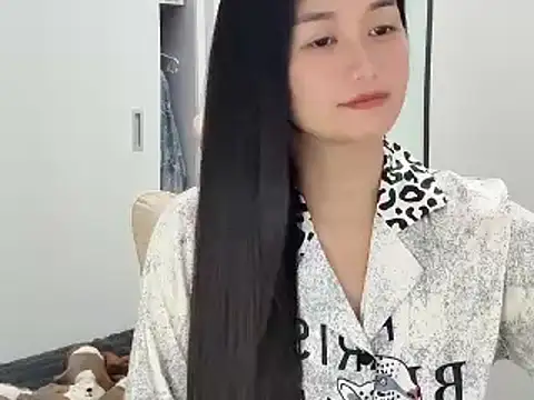 AmyLinee 1 online show from 05/06/26, 06:08