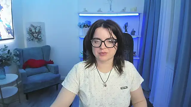 AmeliaDateri online show from 04/03/26, 07:12