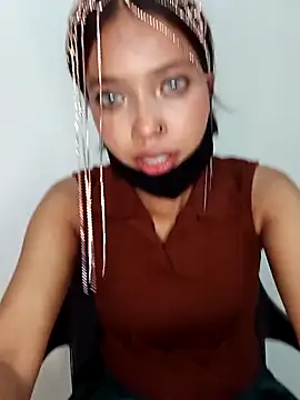 Candyy crushh online show from 03/17/26, 02:42