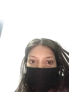Candyy crushh online show from 05/09/26, 04:23