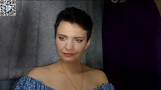 Snapshot of HotMamaQueen234 chatting on 05/21/26, 09:11 HotMamaQueen234 online show from 05/21/26, 09:11