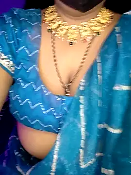 Snapshot of Miss_roohi chatting on 05/21/26, 05:36 Miss roohi online show from 05/21/26, 05:36