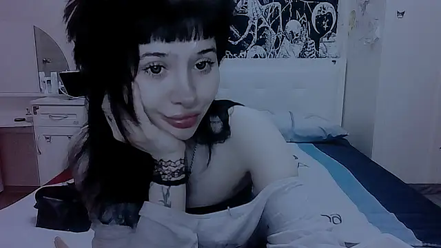 AllisonDeetz online show from 04/25/26, 05:10