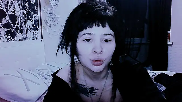 Snapshot of AllisonDeetz chatting on 06/13/26, 07:01 AllisonDeetz online show from 06/13/26, 07:01