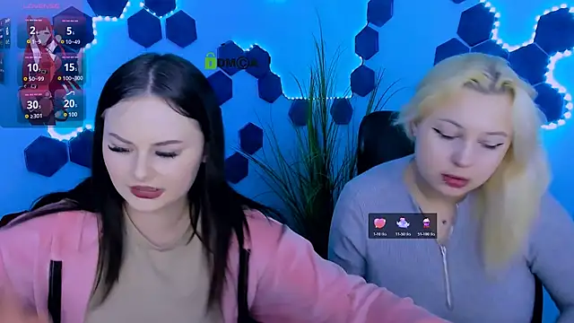 aria blaze  online show from 03/20/26, 09:58