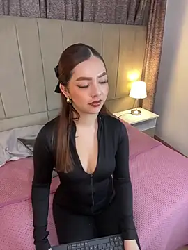 alana gv online show from 04/30/26, 12:33