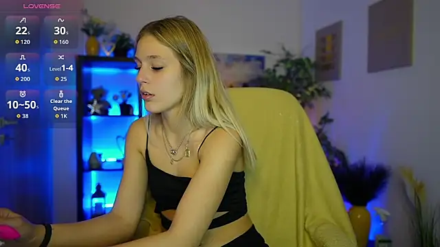 Luna Grace18 online show from 05/09/26, 05:07