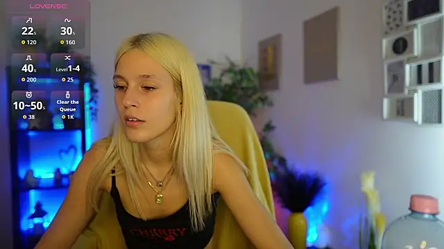 Luna Grace18 online show from 06/18/26, 01:26
