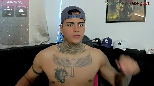 sweetlatinoboy online show from 04/04/26, 12:02