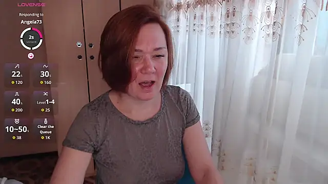 Snapshot of Julia_Vagrik chatting on 07/22/26, 11:24 Julia Vagrik online show from 07/22/26, 11:24