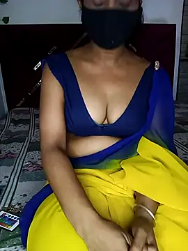 mayakapoor880 online show from 05/02/26, 06:29