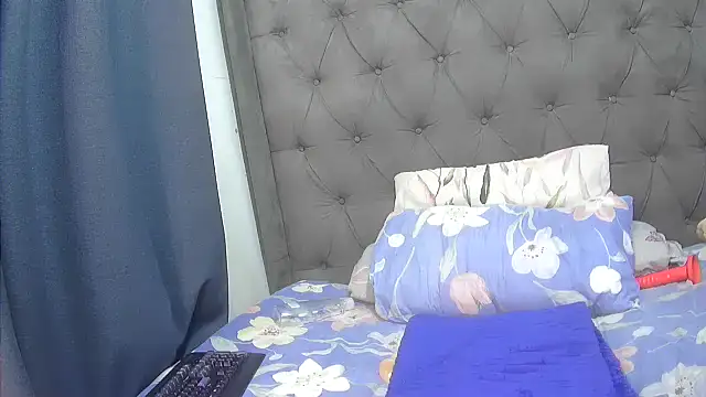 Sexy-Dinamy online show from 04/17/26, 09:07