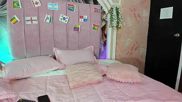 dulce girls online show from 06/20/26, 11:46
