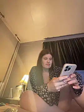 JulieetteLatte online show from 04/28/26, 02:38