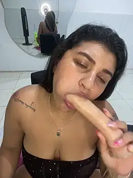 Mia rouseee online show from 04/07/26, 12:33