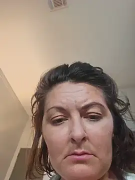 tinyassbossymilf online show from 07/18/26, 02:43