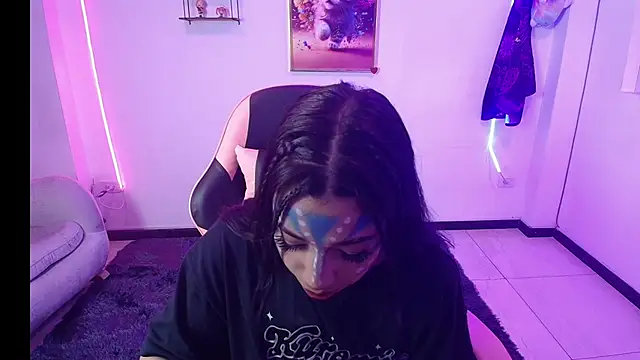 AryahMoonn online show from 04/30/26, 03:35