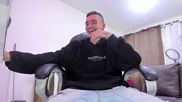 Ethann Boy online show from 04/30/26, 09:30