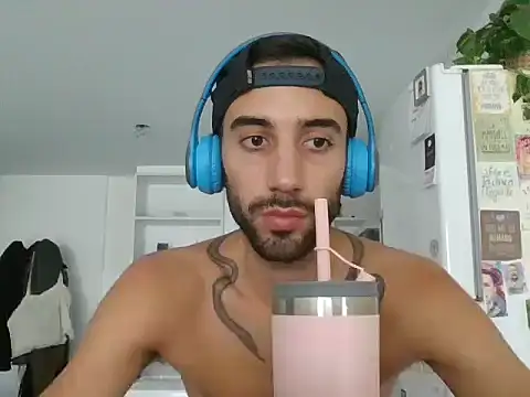 SantinnoVale online show from 03/20/26, 07:52