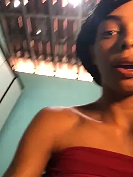 Snapshot of viczinaofc chatting on 04/08/26, 03:45 viczinaofc online show from 04/08/26, 03:45