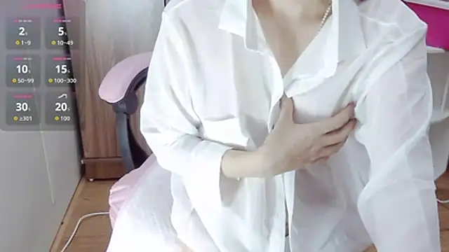 Snapshot of Kathy_Hornyyy chatting on 08/01/26, 01:27 Kathy Hornyyy online show from 08/01/26, 01:27