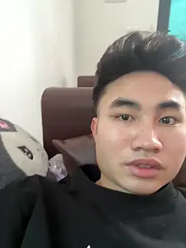 Hoanganhdayroii online show from 04/30/26, 05:14