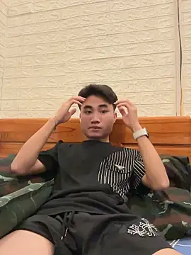 Hoanganhdayroii online show from 05/09/26, 03:06