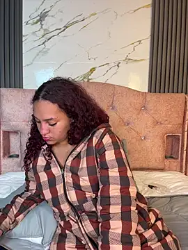 Cloe firee online show from 03/18/26, 05:43