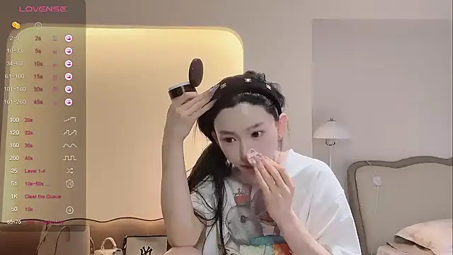 kiki-12 online show from 05/09/26, 06:29