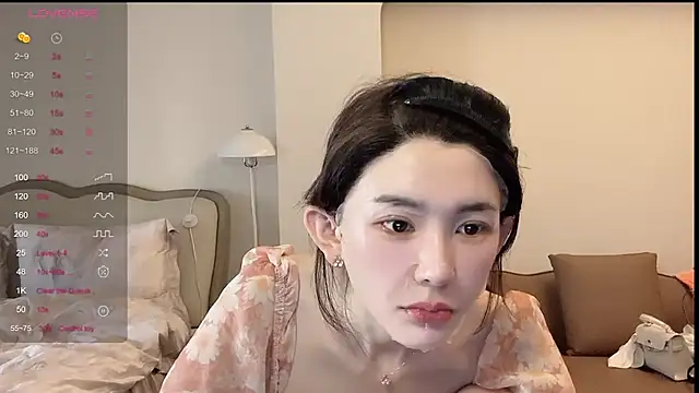 kiki-12 online show from 07/15/26, 09:25