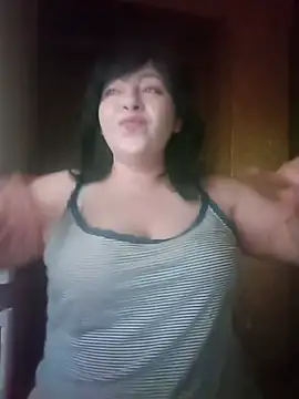 Snapshot of DancingMOMMY chatting on 05/21/26, 10:55 DancingMOMMY online show from 05/21/26, 10:55