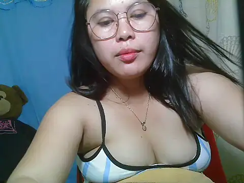 Snapshot of asianflirtt35 chatting on 08/07/26, 10:17 asianflirtt35 online show from 08/07/26, 10:17