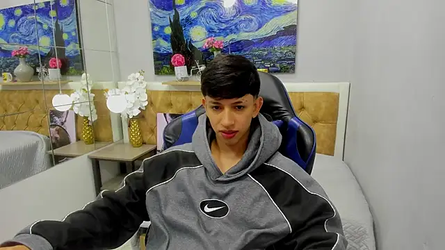 AdrianFranko online show from 07/30/26, 12:37