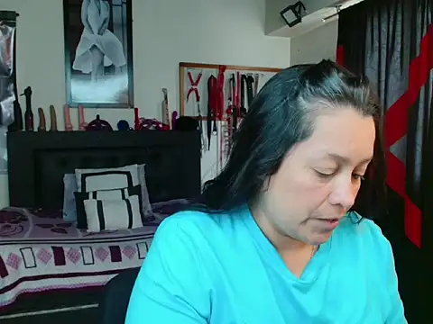 Snapshot of PenelopeSuency chatting on 07/15/26, 02:55 PenelopeSuency online show from 07/15/26, 02:55