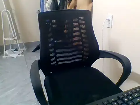 -Hodiqua- online show from 07/21/26, 12:57